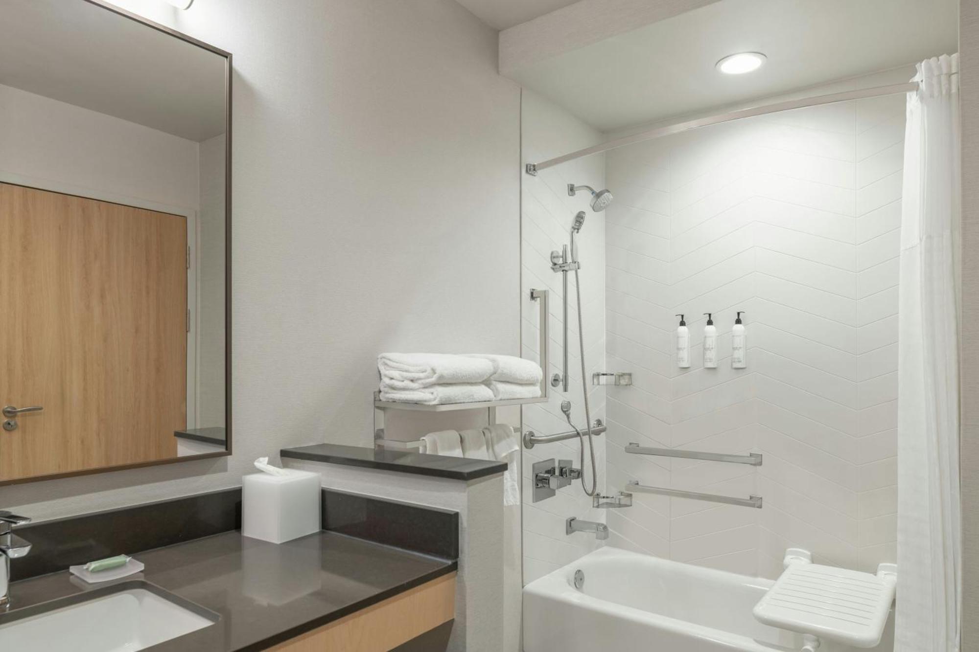 Fairfield By Marriott Inn & Suites Kansas City At The Legends Zewnętrze zdjęcie