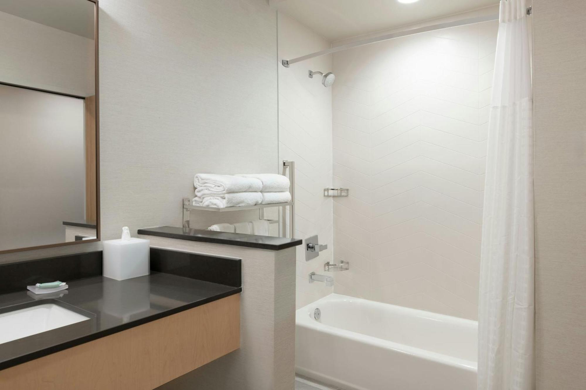 Fairfield By Marriott Inn & Suites Kansas City At The Legends Zewnętrze zdjęcie
