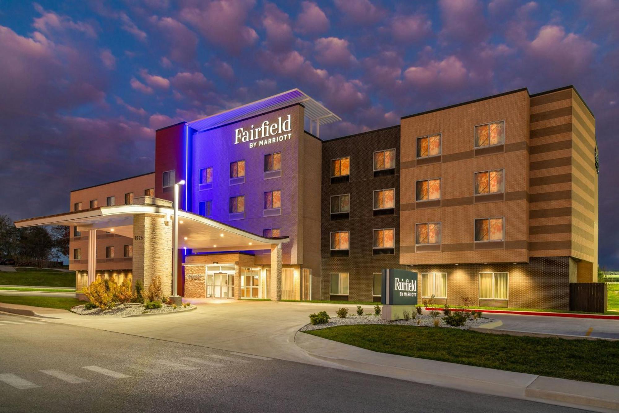 Fairfield By Marriott Inn & Suites Kansas City At The Legends Zewnętrze zdjęcie